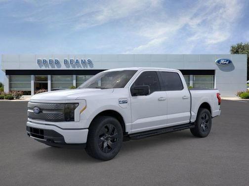 2025 Ford F-150 Lightning Flash