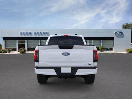2025 Ford F-150 Lightning XLT
