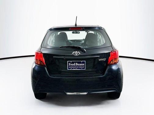 2015 Toyota Yaris L