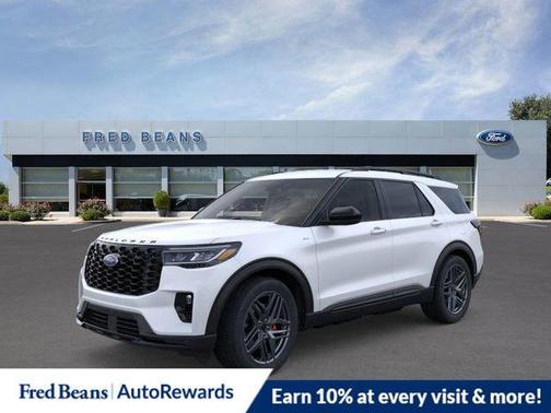 2025 Ford Explorer ST-Line