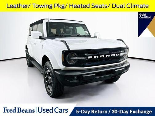 Oxford White 2023 Ford Bronco Outer Banks