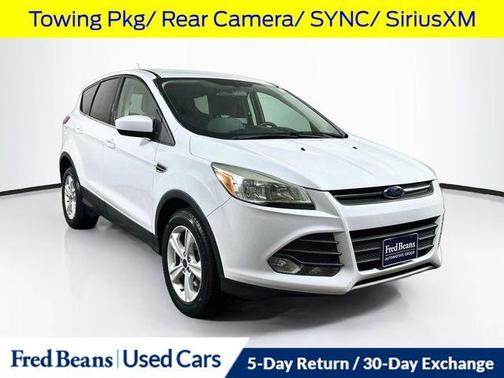 Oxford White 2014 Ford Escape SE