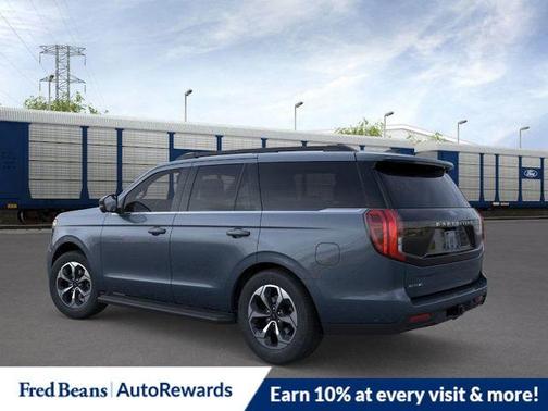 2026 Ford Expedition Active