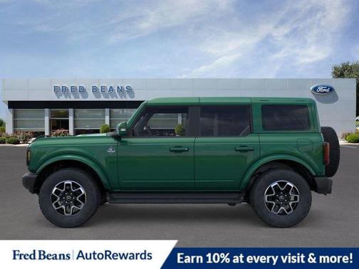 2025 Ford Bronco Outer Banks