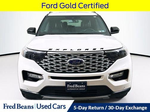 Star White 2022 Ford Explorer ST-Line