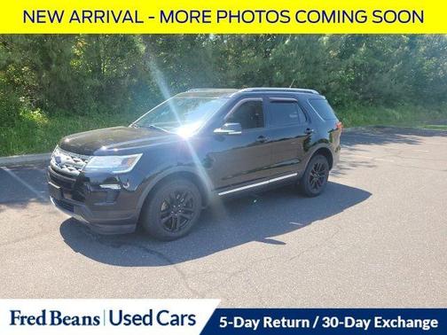 Shadow Black 2018 Ford Explorer XLT