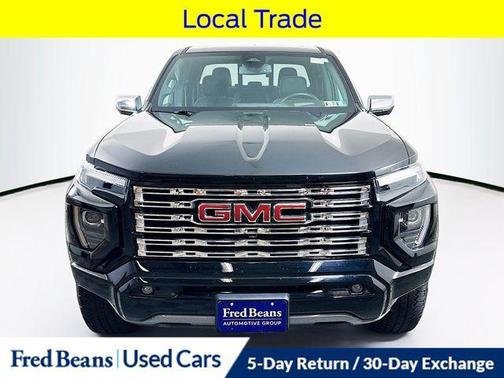 Onyx Black 2023 GMC Canyon Denali
