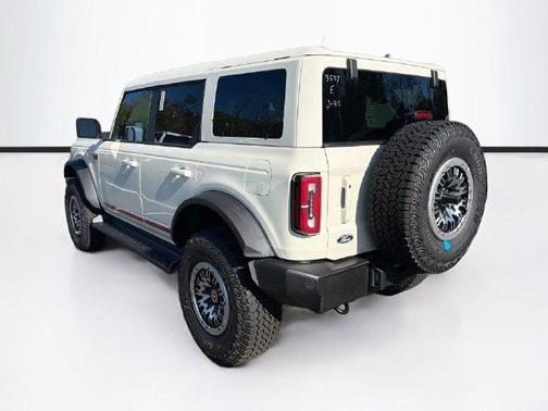 Wimbledon White 2026 Ford Bronco Outer Banks