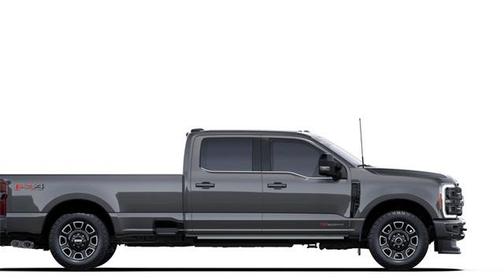 2025 Ford F-350 Platinum