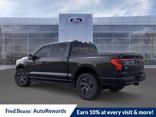 2025 Ford F-150 Lightning LARIAT