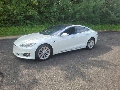 2018 Tesla Model S 75D