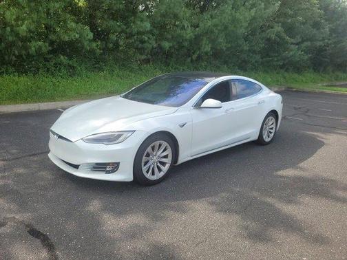 2018 Tesla Model S 75D