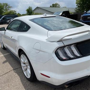 2022 Ford Mustang EcoBoost Premium