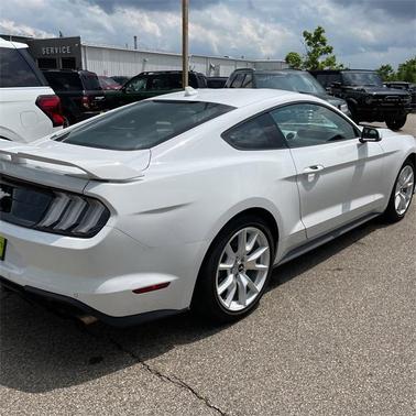 2022 Ford Mustang EcoBoost Premium