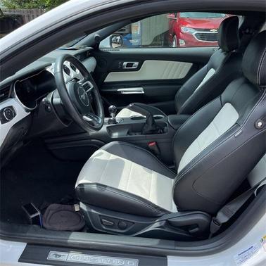 2022 Ford Mustang EcoBoost Premium
