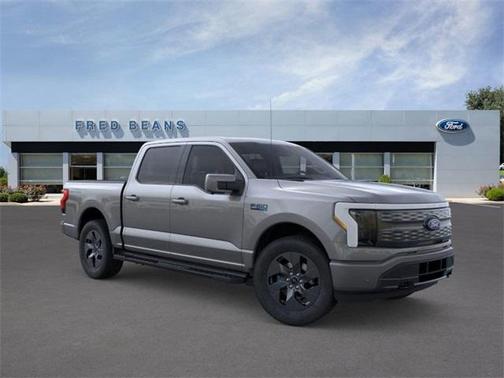 2025 Ford F-150 Lightning LARIAT