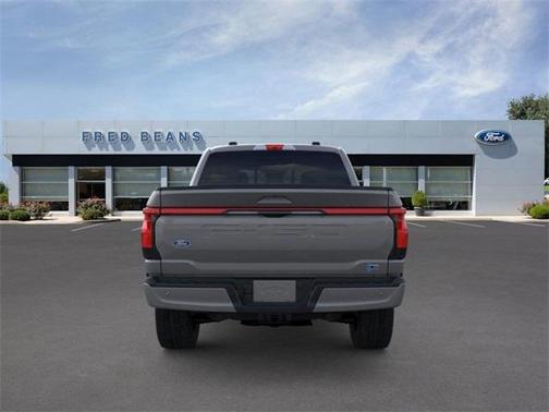 2025 Ford F-150 Lightning LARIAT