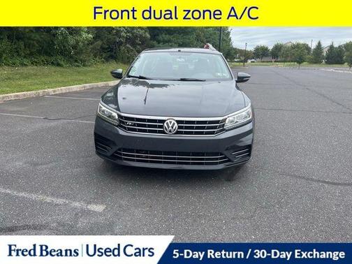 2017 Volkswagen Passat 1.8T R-Line