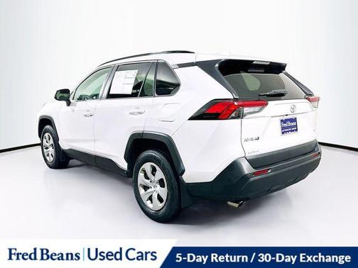 2019 Toyota RAV4 LE