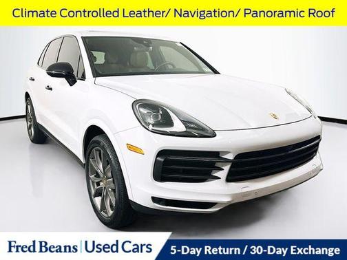 2023 Porsche Cayenne Platinum Edition