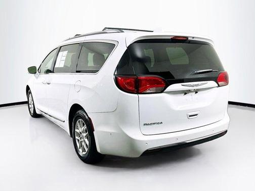 2020 Chrysler Pacifica Touring-L