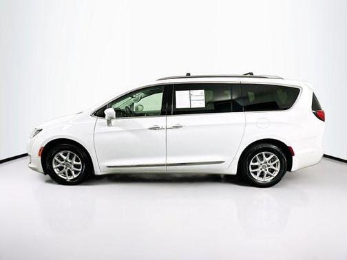 2020 Chrysler Pacifica Touring-L