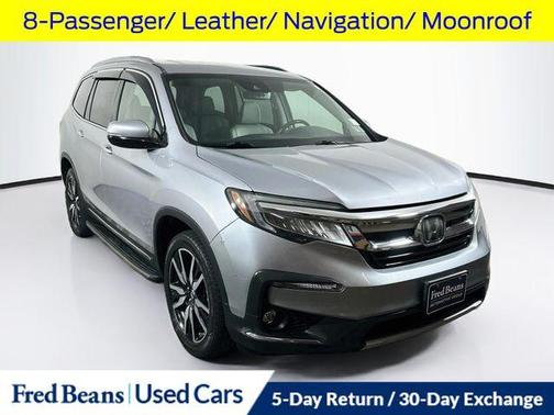 Lunar Silver Metallic 2019 Honda Pilot Touring 8-Passenger