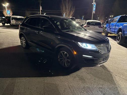 2015 Lincoln MKC Base