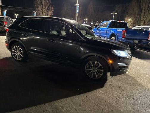 2015 Lincoln MKC Base