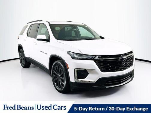 Summit White 2023 Chevrolet Traverse RS