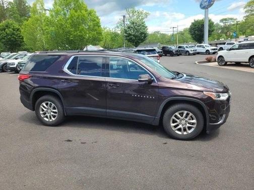 2020 Chevrolet Traverse LT Cloth