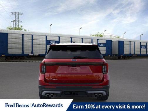 2025 Ford Explorer Platinum