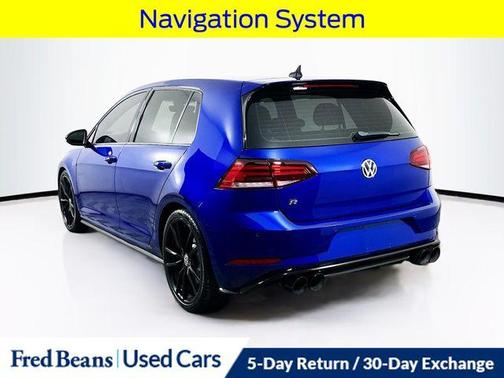 2019 Volkswagen Golf R 2.0T w/DCC & Navigation