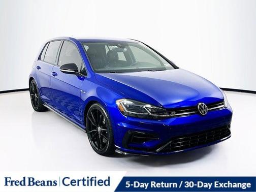 2019 Volkswagen Golf R 2.0T w/DCC & Navigation