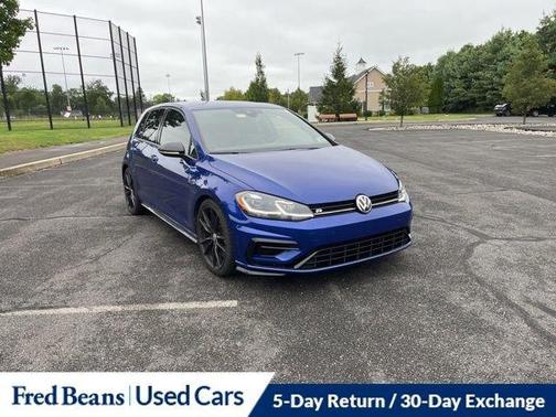 2019 Volkswagen Golf R 2.0T w/DCC & Navigation