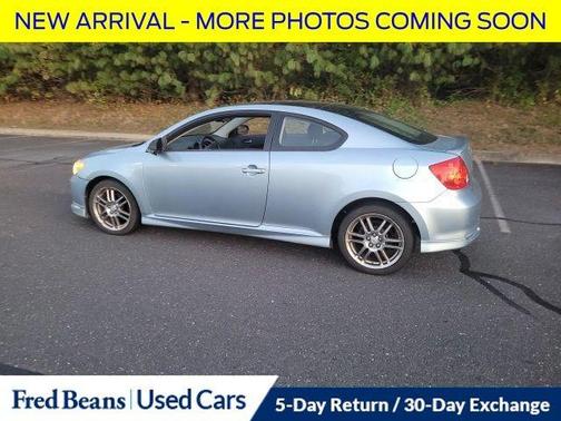 2005 Scion tC 