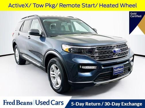 Blue Metallic 2022 Ford Explorer XLT