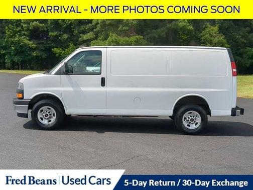 2023 GMC Savana 2500 Work Van