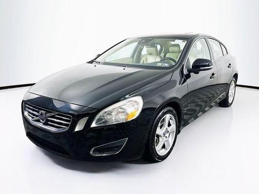 2013 Volvo S60 T5 Premier