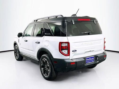 White Metallic 2026 Ford Bronco Sport Outer Banks