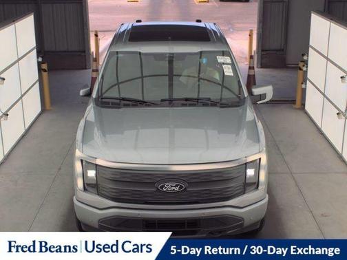 2024 Ford F-150 Lightning LARIAT