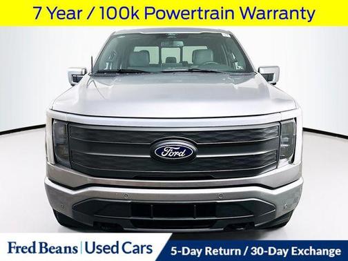 2024 Ford F-150 Lightning LARIAT