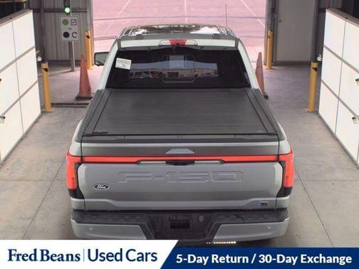 2024 Ford F-150 Lightning LARIAT