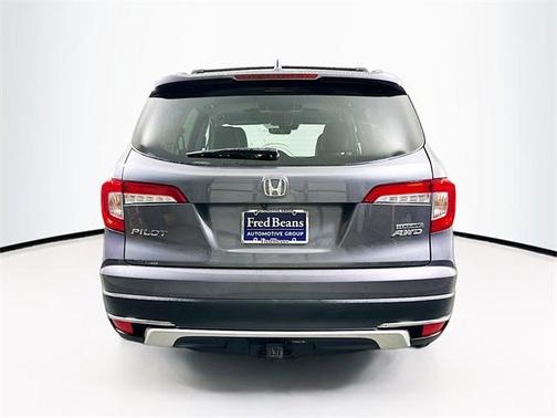 2021 Honda Pilot Touring 7-Passenger