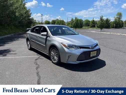 2018 Toyota Avalon Hybrid Limited