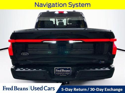 2023 Ford F-150 Lightning LARIAT