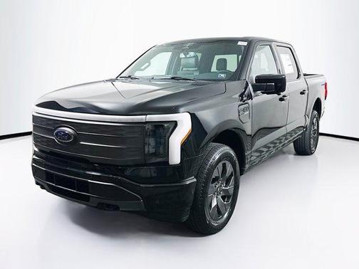 2023 Ford F-150 Lightning LARIAT