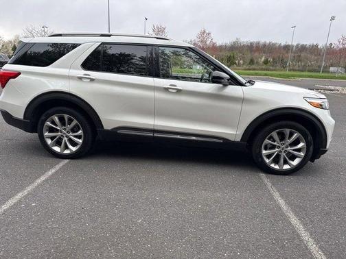 2021 Ford Explorer Platinum