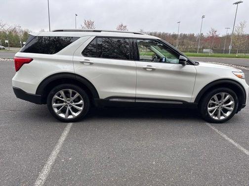 2021 Ford Explorer Platinum