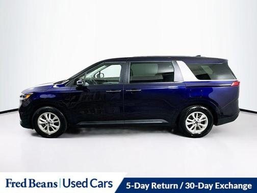 2023 Kia Carnival LX